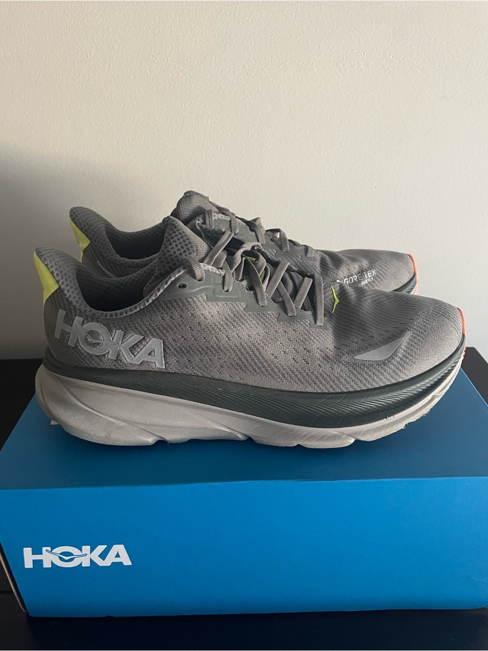 HOKA Clifton 9 GTX Gore-Tex Men’s 11.5 Gray Running Shoes
